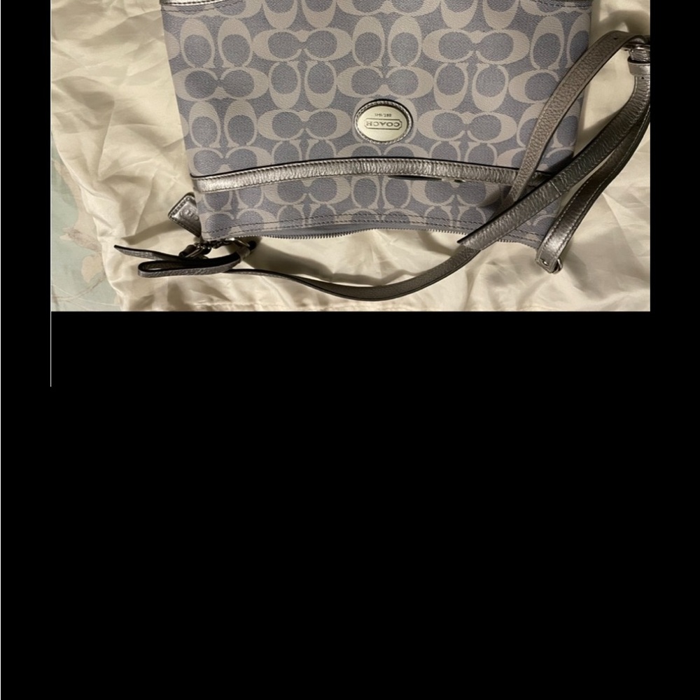 Coach pocketbook-Authentic - Picture 4 of 6